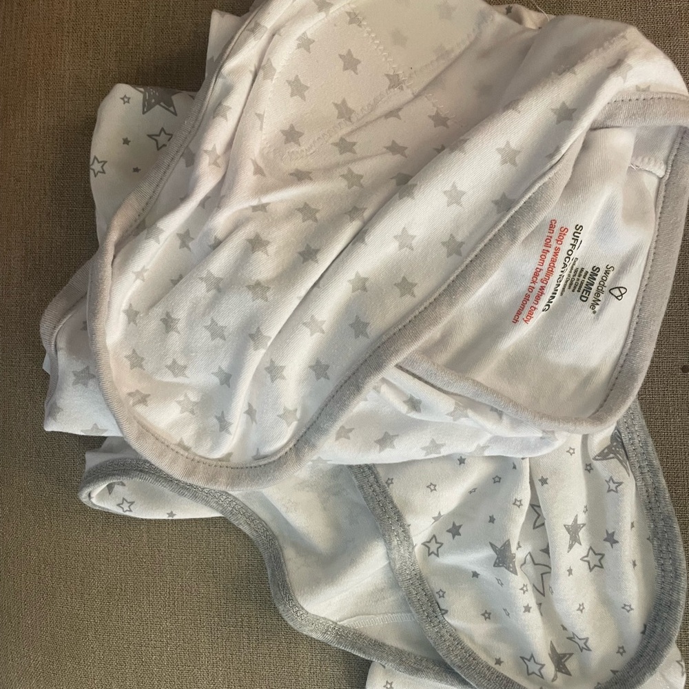 2 Pack Star-Patterned Baby Swaddle Blanket